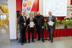 2025-06-13_Zeugnisverteilung_ET_3000-07