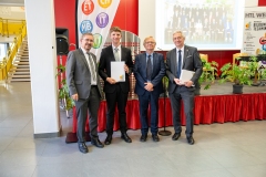 2025-06-13_Zeugnisverteilung_MB_3000-01