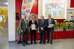 2025-06-13_Zeugnisverteilung_MB_3000-04