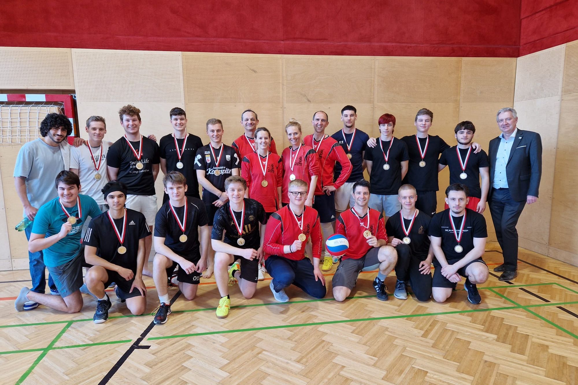 Sportliche Höchstleistungen: HTL Wels begeistert mit Volleyballturnier