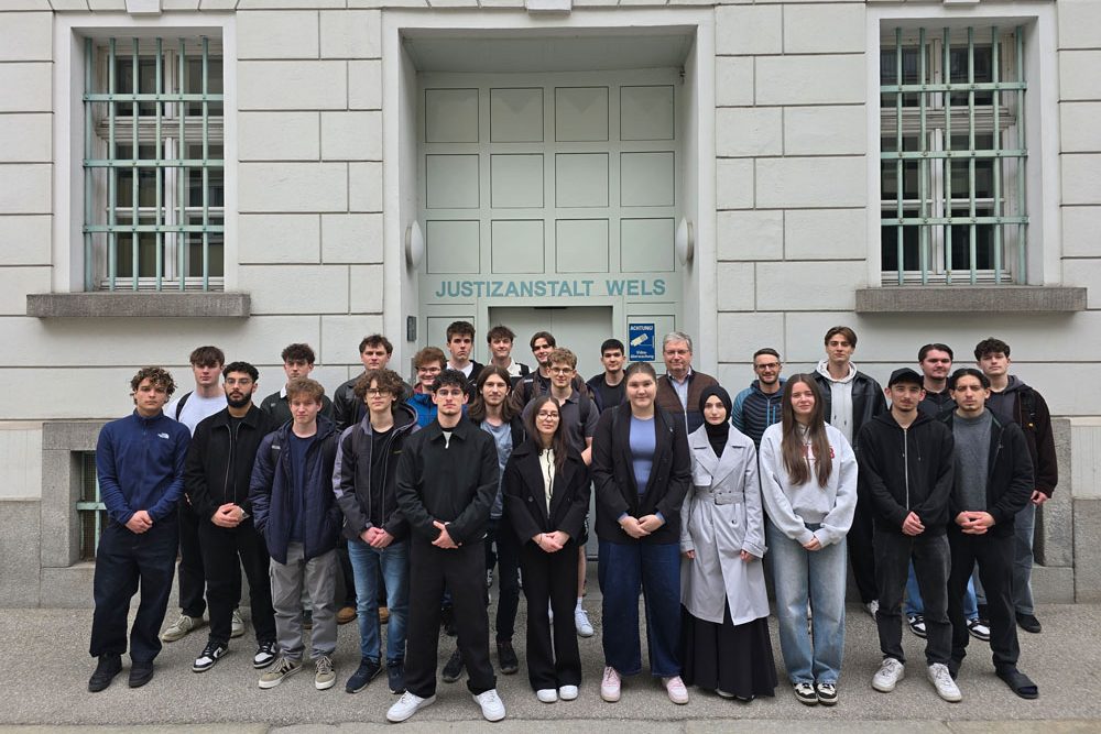 Besuch im „Hotel Hamerling“, dem „Welser Häf’n“