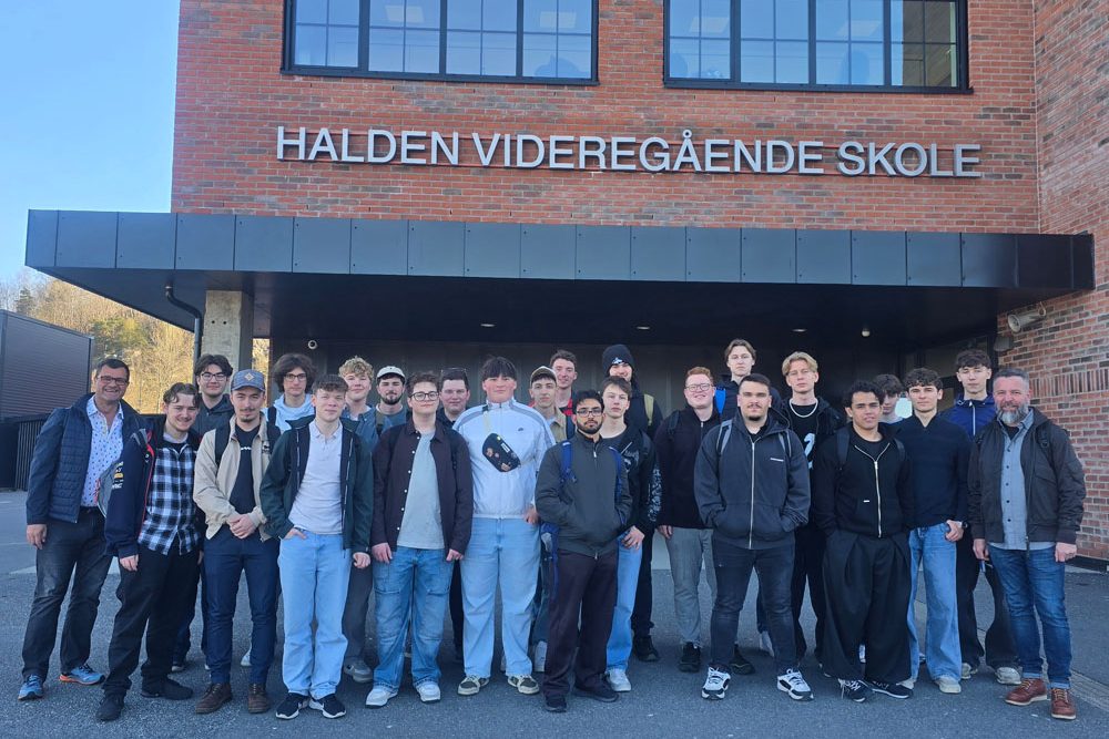 4AHIT quizzt in Norwegen mit Partnerschule