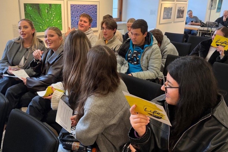 Einblicke ins Informations- und Unterhaltungsmedium Radio